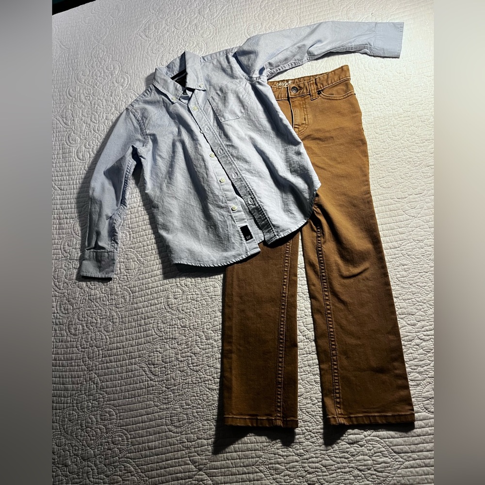 Boys gap kids button down shirt and cat and jack khaki jeans size 6/7